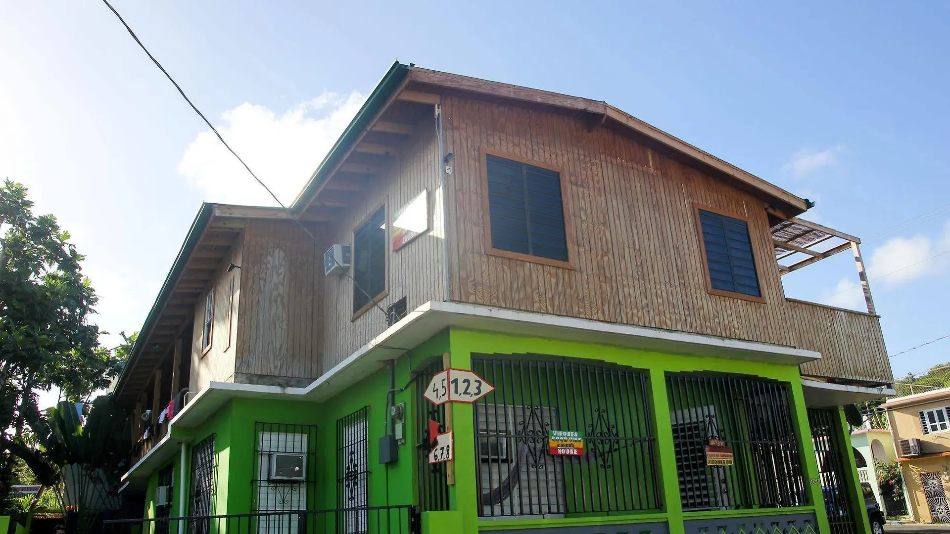 ****  Vieques Good Vibe Guest House Puerto Rico