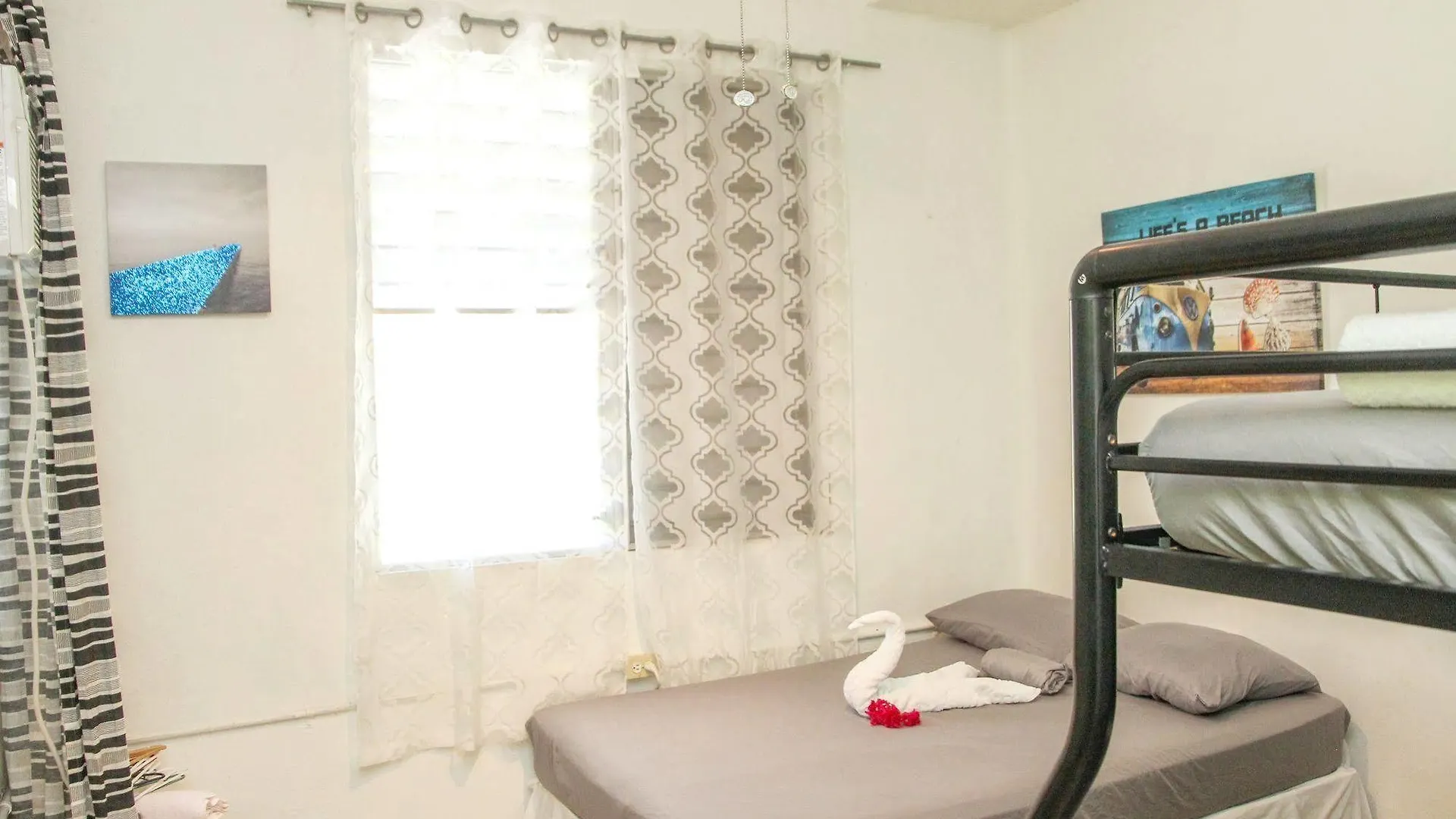 Vieques Good Vibe Guest House